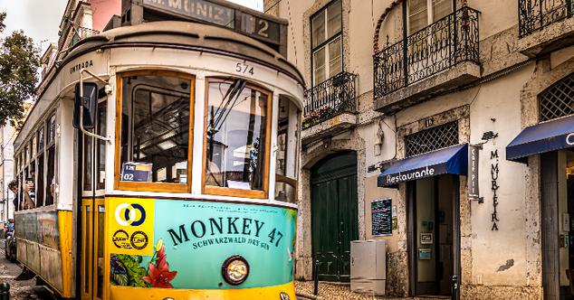 Explore Lisbon with Holiday Senses - For best tips click here 👈