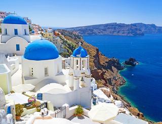 3 Reasons Why You Should Visit Greece