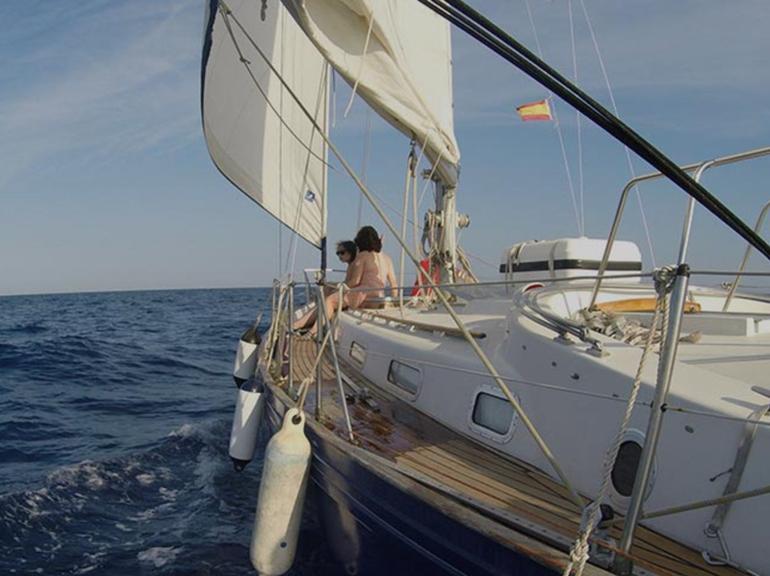 Private Sailing Tour (Max. 8 people)