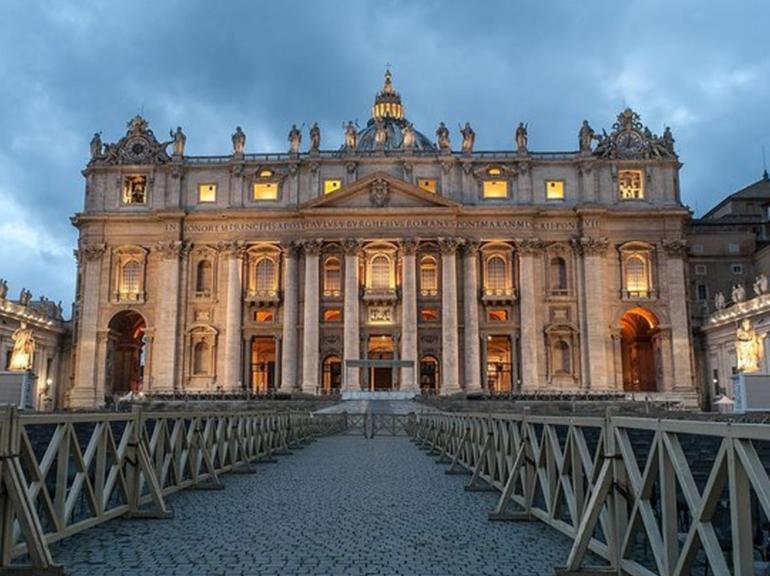 Early Morning exclusive experience in Vatican - English Tour