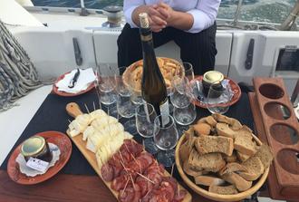 The perfect Sail & Wine Experience