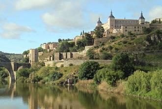 Visit Segovia and Toledo with entry to the Alcazar and transfer from Madrid Las Ventas