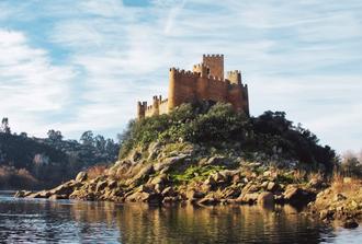 Knights Templar Tour - Almourol | Tomar | Convent Of Christ