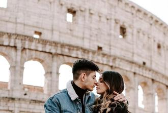 ROME AS A COUPLE: Treasure Hunt delivery for discovering the city with fun - Treasure hunt + Welcome Box