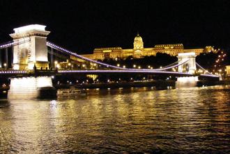 Budapest by Night Tour with Dinner and Folklore Show