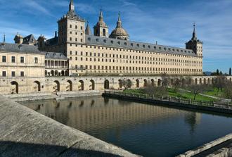 Visit El Escorial and the Valley of the Fallen with bus transfer from Madrid
