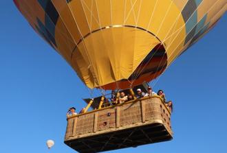 ROME LUXURY TOUR: Exclusive Half-Day Air Balloon filght experience