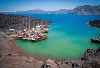 Santorini Day Cruise to the Volcanic Islands