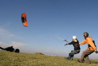Powerkiting: Fly with wind