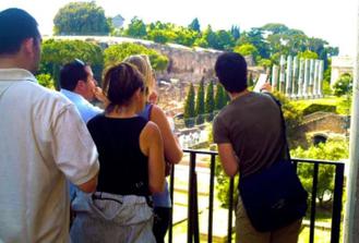 Rome Touch & Go: 1hr Sistine Chapel and 1hr Colosseum Tour 